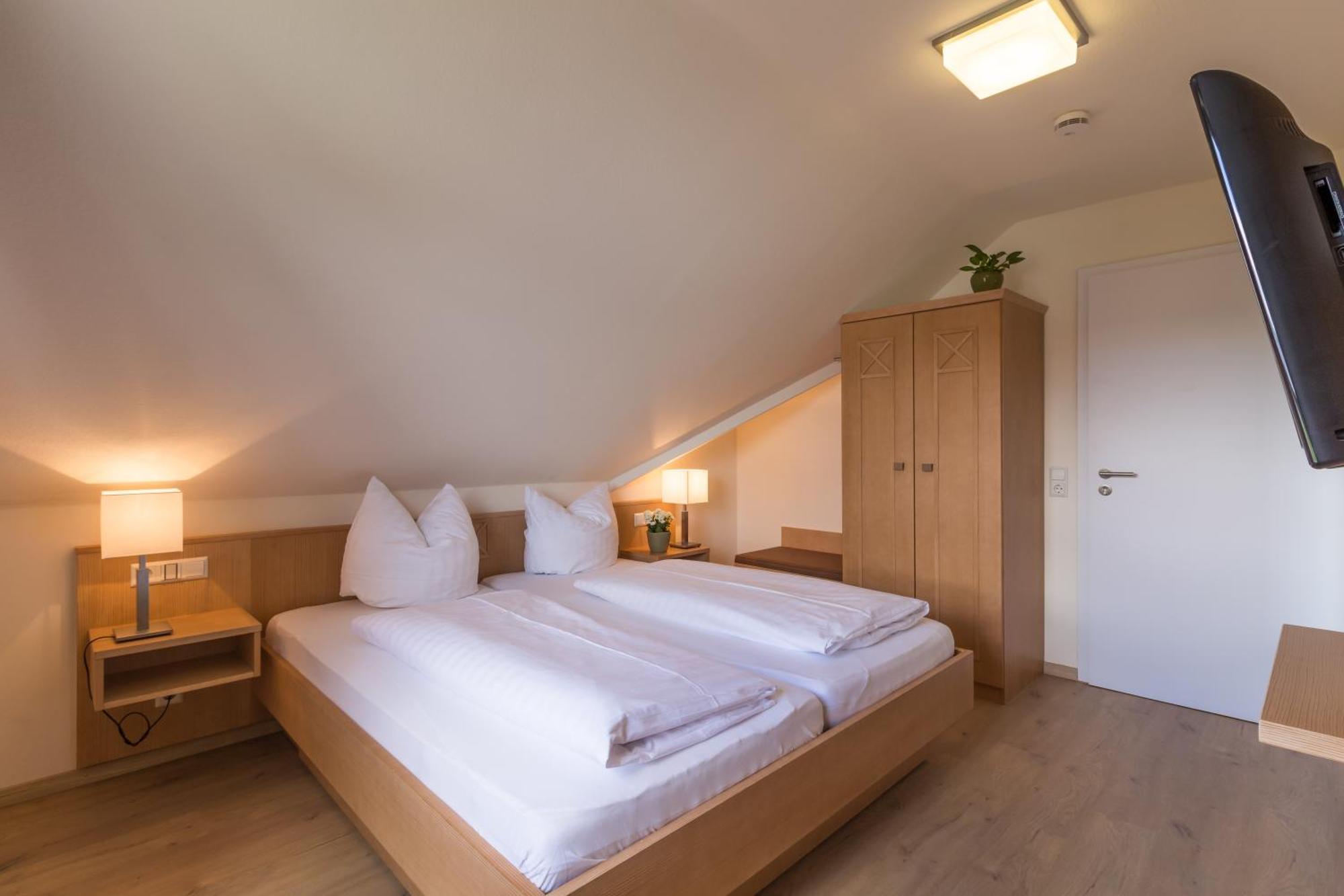 Gaestehaus Burgblick Bisingen 客房 照片
