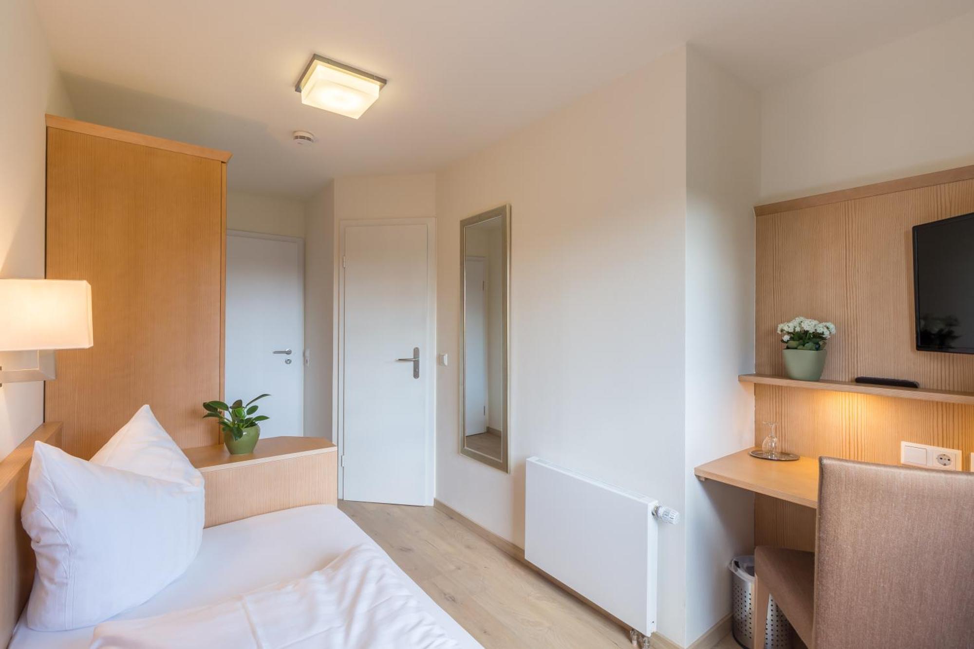 Gaestehaus Burgblick Bisingen 客房 照片